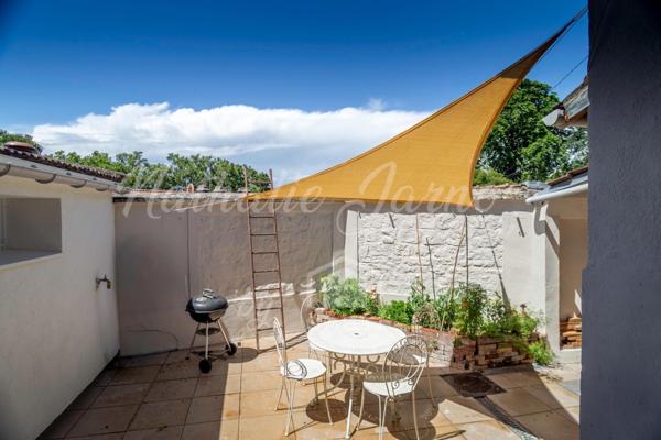 Maison 39 m2 refaite à neuf au calme avec cour