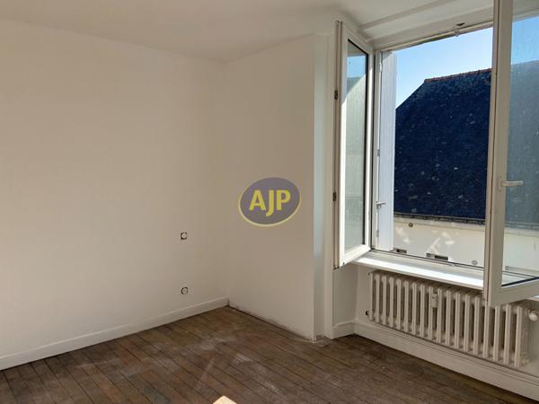 Appartement à louer Rohan : 4 pièces, 84m² avec 3 chambre(s) à 770€ - AJP Immobilier Pontivy
