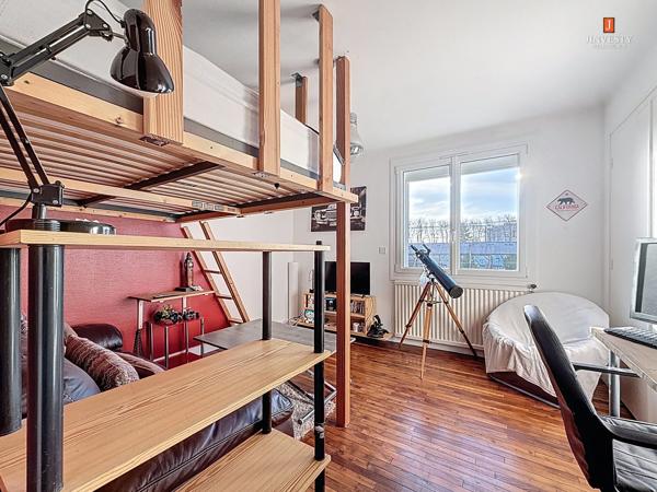 JINVESTY IMMOBILIER - MAISON 108 M² PROCHE CENTRE VILLE AVEC JARDIN ET TERRASSE