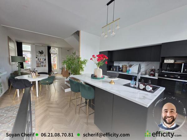 Maison
         5 pièces
        - 93 m² Exclusivité 229 500 € *