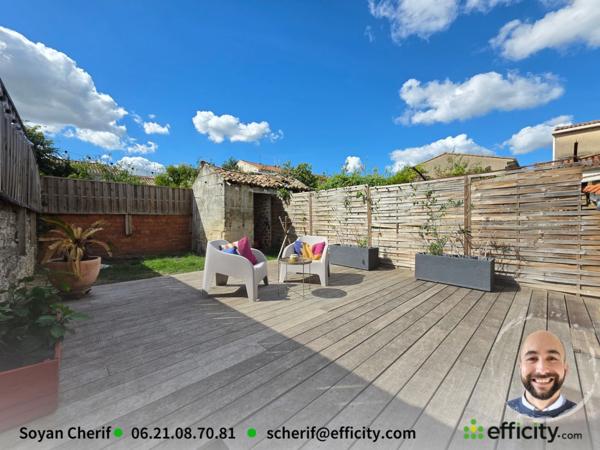 Maison
         5 pièces
        - 93 m² Exclusivité 229 500 € *