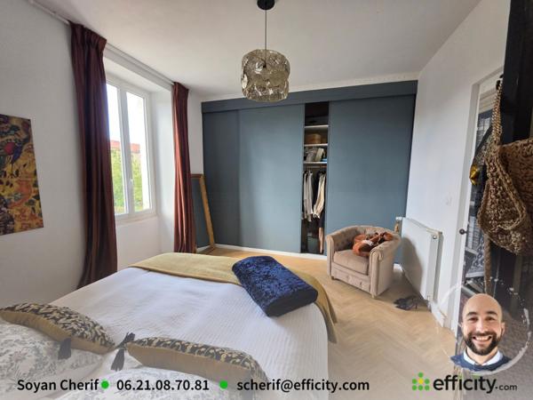 Maison
         5 pièces
        - 93 m² Exclusivité 229 500 € *