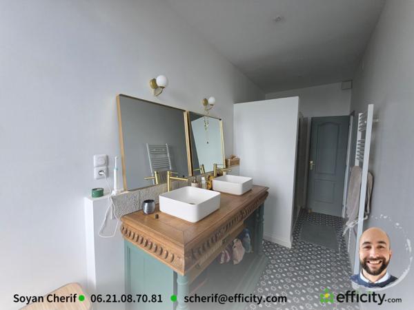 Maison
         5 pièces
        - 93 m² Exclusivité 229 500 € *