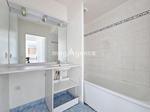 Appartement à MANTES-LA-JOLIE, 78200 - 2 pièces 44m²