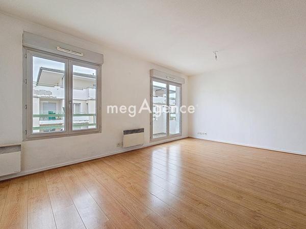 Appartement à MANTES-LA-JOLIE, 78200 - 2 pièces 44m²