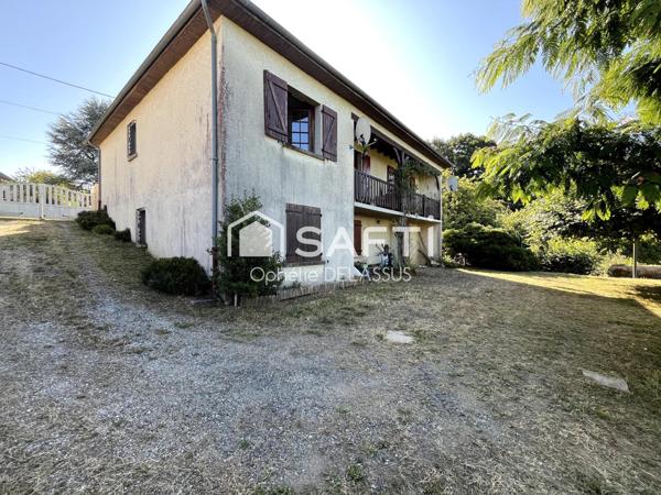 MAISON FAMILIALE SUR UN BEAU TERRAIN-PROCHE COMMODITÉS