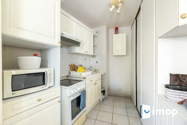 T2 avec extérieur et parking DPE E