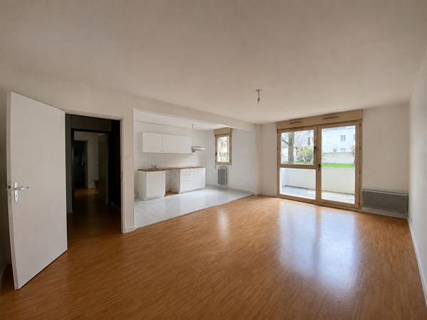 49100 ANGERS Place Ney - T3 avec terrasse