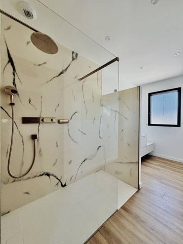 VILLA CONTEMPORAINE 5 PIÈCES À OPPÈDE