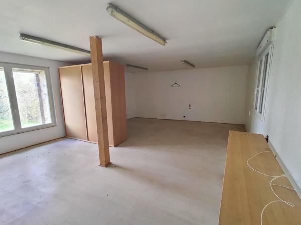 Maison 3 pièce(s) 1 chambre(s) 140 m²
