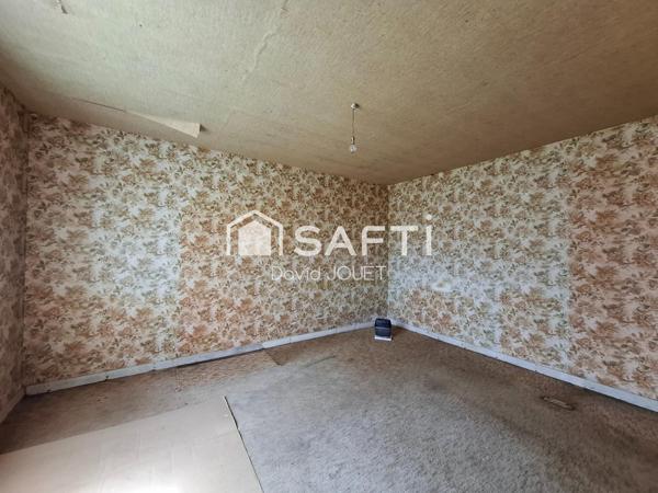 Corps de ferme en pierre à rénover