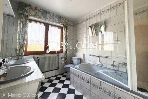 Maison 5 pièce(s) 3 chambre(s) 114 m²