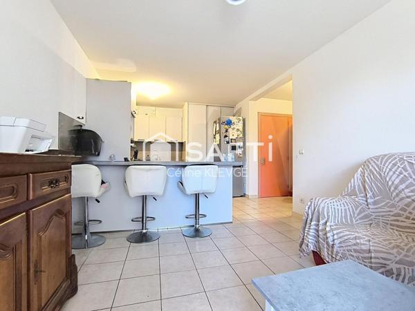 APPARTEMENT T3 54M² PARKING ET TERRASSE