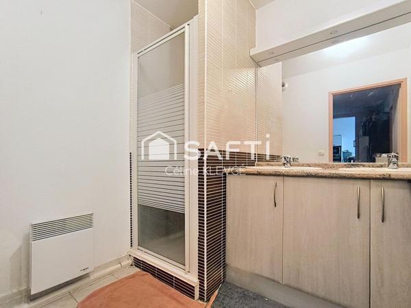 APPARTEMENT T3 54M² PARKING ET TERRASSE