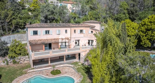 À vendre Maison 6 pièces 300 m² - Nice 06100