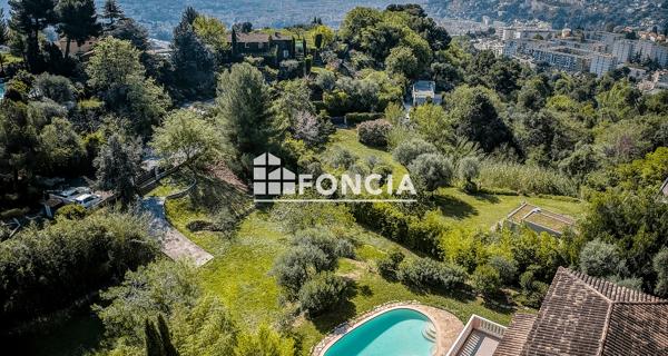 À vendre Maison 6 pièces 300 m² - Nice 06100