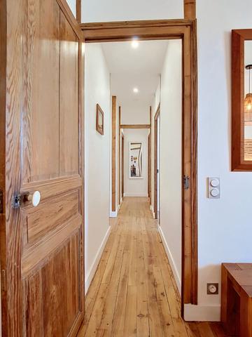 A  louer PAU Centre Appartement T4 meublé de 96.03 m²  très lumineux avec 3 chambres (dont une suite parentale) et balcon