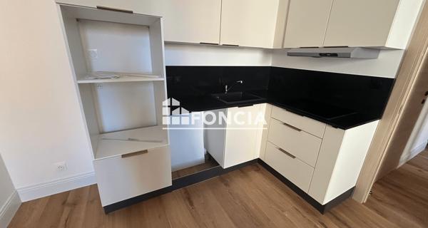 Location Appartement 4 pièces 76.2 m² - Vienne 38200
