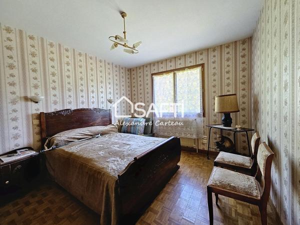 Maison 4 chambres, dépendances, parcelle de 4000m²