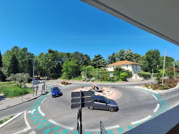 Charmant T3 / T4 de 76 m² - Résidence récente 2023 - Terrasse - Garage fermé ? Parking privatif ?