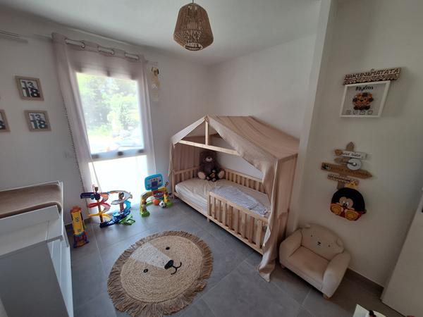 Charmant T3 / T4 de 76 m² - Résidence récente 2023 - Terrasse - Garage fermé ? Parking privatif ?