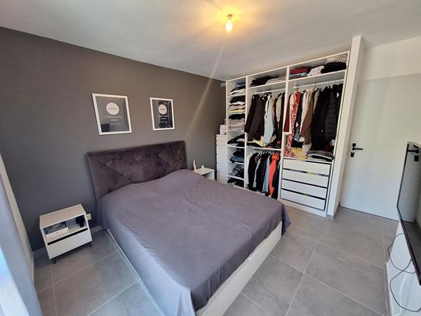 Charmant T3 / T4 de 76 m² - Résidence récente 2023 - Terrasse - Garage fermé ? Parking privatif ?