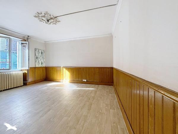 Maison à vendre 98 000 € Beaumont-de-Lomagne 4 p 119 m² DPE D