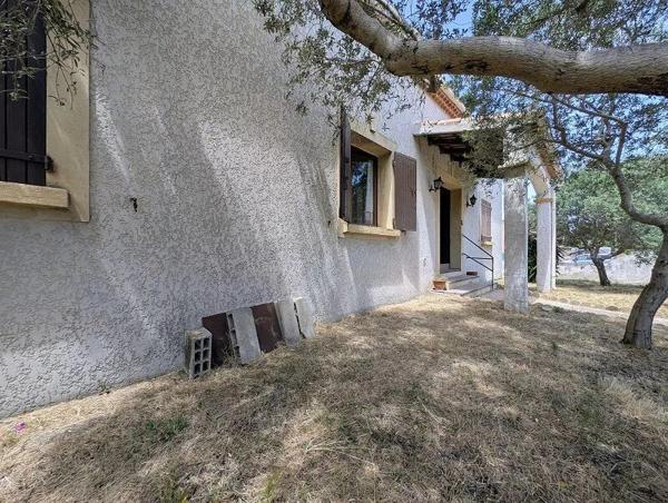 Vente                                                      Maison
                        
                     3 pièces                      115 m2                     à Fos-sur-Mer