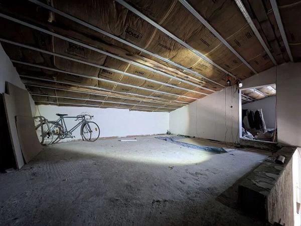 Vente                                                      Maison
                        
                     3 pièces                      115 m2                     à Fos-sur-Mer