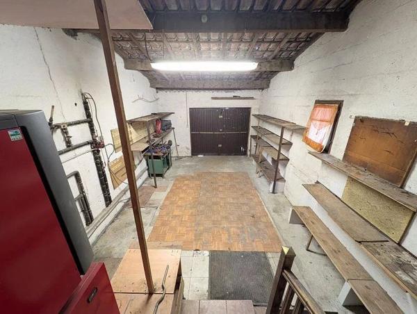 Vente                                                      Maison
                        
                     3 pièces                      115 m2                     à Fos-sur-Mer