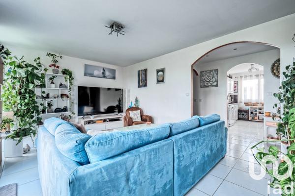 Appartement 4 pièces de 80 m² à Villeparisis (77270)