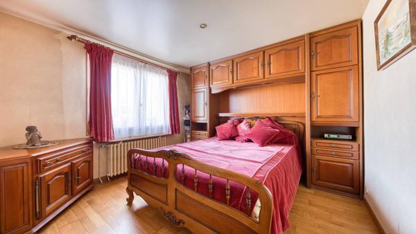 Maison Roissy En Brie 6 pièce(s) 130 m2