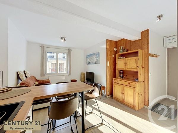 Appartement F3 à vendre  3 pièces - 45 m 2   BAGNERES DE LUCHON  - 31