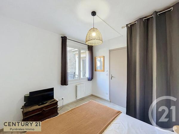Appartement F3 à vendre  3 pièces - 45 m 2   BAGNERES DE LUCHON  - 31