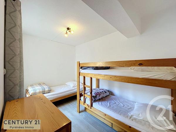 Appartement F3 à vendre  3 pièces - 45 m 2   BAGNERES DE LUCHON  - 31