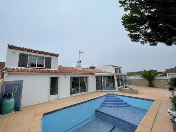 Vente Propriété 5 pièces 175 m2 à Saint-Jean-de-Monts