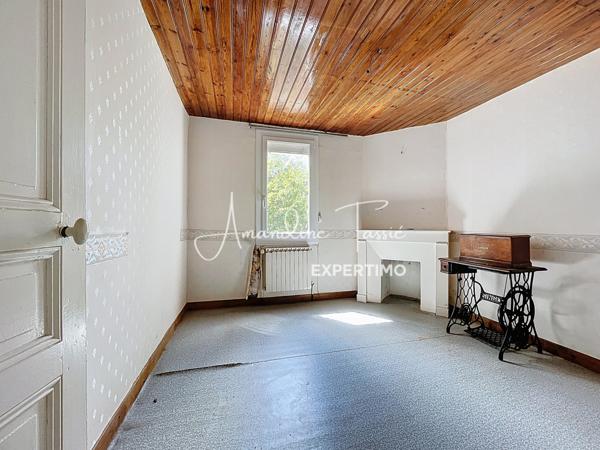 Millau (12100) Maison à rénover avec grand terrain et dépendances – Beau potentiel à exploiter !