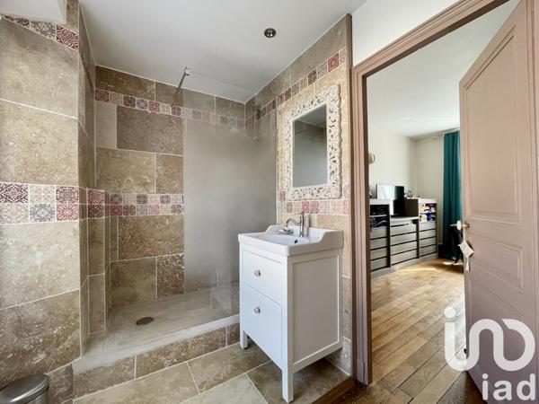 Maison à vendre 6 pièces 201 m² Rochefort-en-Yvelines