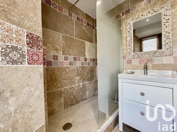 Maison à vendre 6 pièces 201 m² Rochefort-en-Yvelines