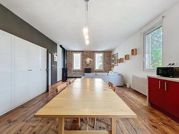Appartement de caractère de 77m2 avec garage boxé – Charme toulousain à deux pas du métro Barrière de Paris