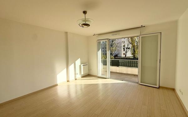 Appartement à vendre    3 pièces • 65,70 m2 Le Plessis-Trévise