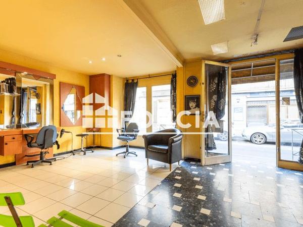 À vendre Local commercial 69.48 m² - Béziers 34500