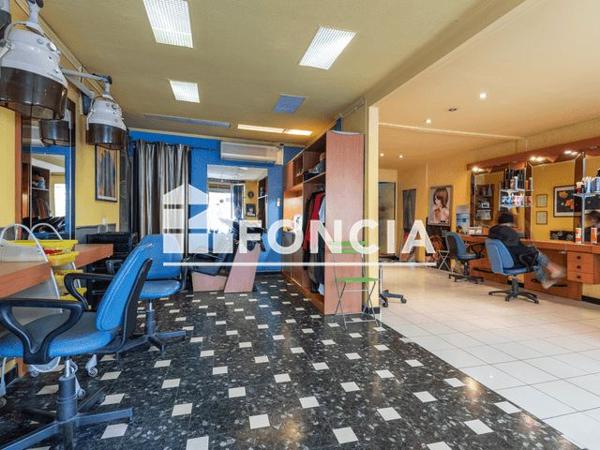 À vendre Local commercial 69.48 m² - Béziers 34500