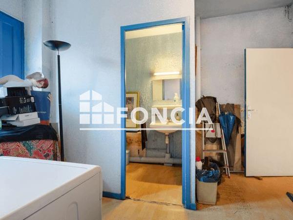 À vendre Local commercial 69.48 m² - Béziers 34500