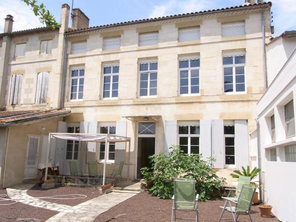 TRES BELLE MAISON CENTRE MARMANDE