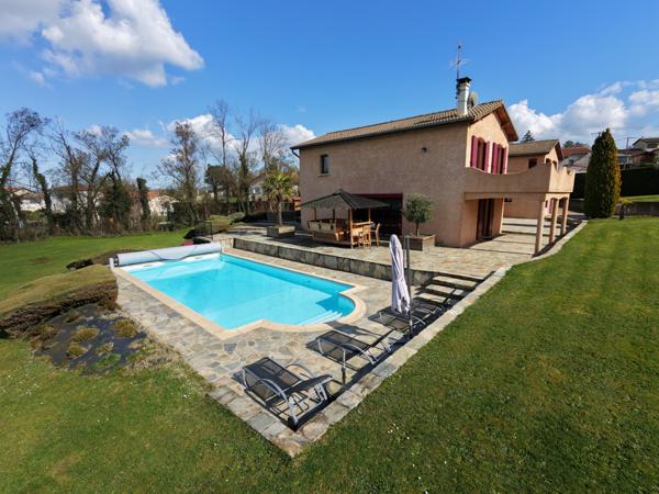 Saint-Just-Saint-Rambert (42170) SAINT JUST SAINTT RAMBERT MAISON DE 190M² SUR 3788M² DE TERRAIN CONSTRUCTIBLE