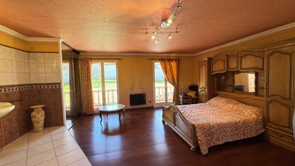 Saint-Just-Saint-Rambert (42170) SAINT JUST SAINTT RAMBERT MAISON DE 190M² SUR 3788M² DE TERRAIN CONSTRUCTIBLE