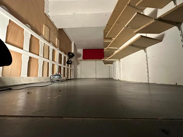 Local commercial Bail à céder LYON 2EME (69), jolie local de 20M2 environ+ mezzanine et réserve sur cour, rue auguste comte