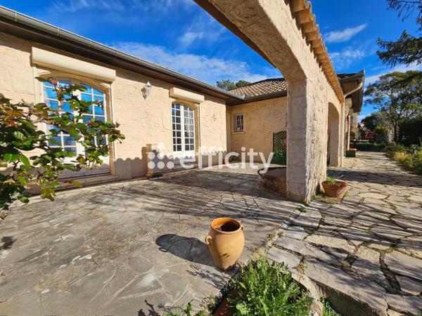 Maison 6 pièces - 158 m² Exclusivité efficity