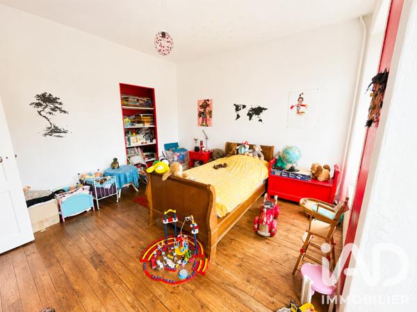 Maison à vendre 10 pièces 250 m² Saint-Hilaire-du-Harcouët